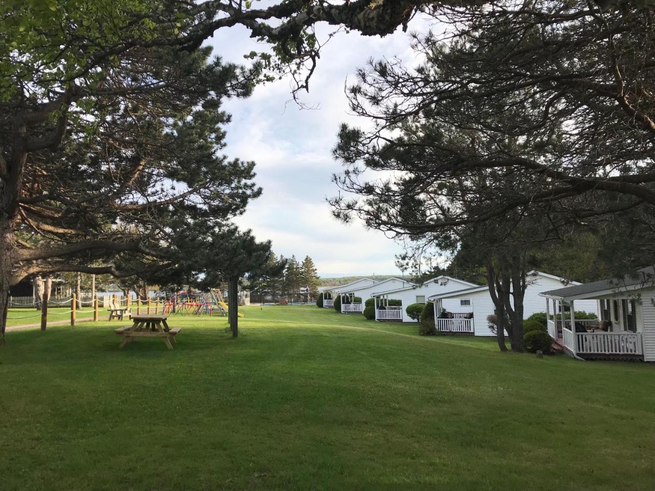 By The Bay Cottages Stanhope Exterior photo